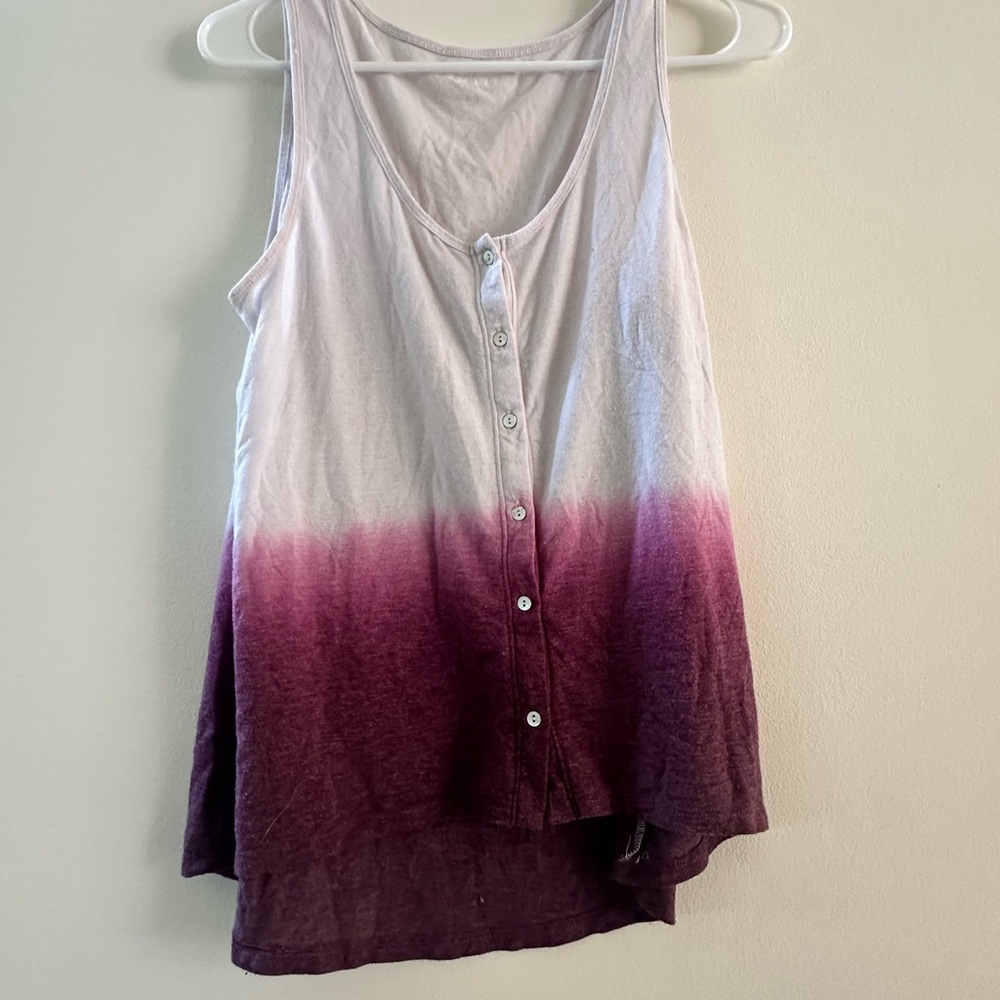Mudd Asymmetrical Buttoned Tank Top in White and Red